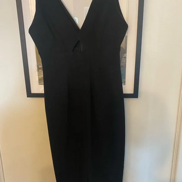 Black Alice + Olivia dress with cutout sz 0 - Picture 2 of 3